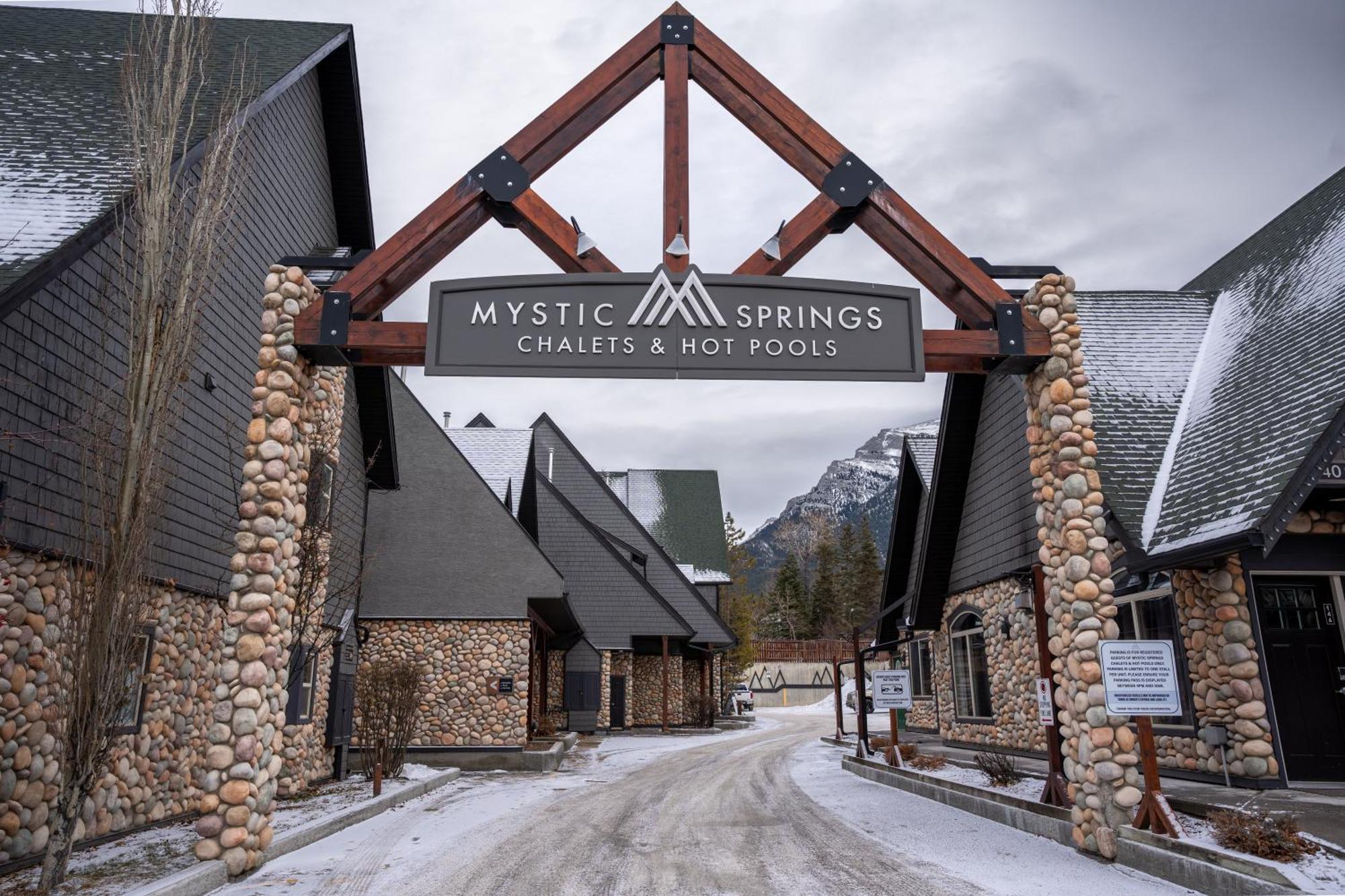 Grotto Canyon Chalet كانمور المظهر الخارجي الصورة